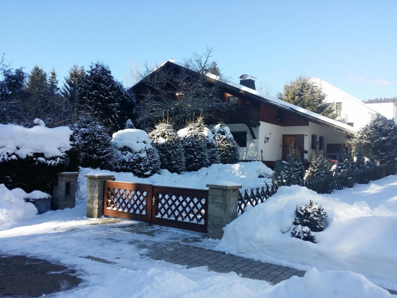 Schwarzwald - Villa Appartments Titisee Exteriör bild